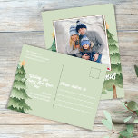 Árboles navideños de navidad de color de agua<br><div class="desc">Este diseño presenta una alegre postal navideña,  con acuarela,  de fondo verde simple,  y una plantilla de una foto,  un simple y elegante,  lindo capricho,  con un árbol de Navidad,  con rústico,  pino y tipografía caprichosa</div>