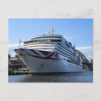 Arcadia atracada en la postal circular de Quay