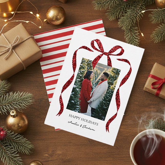 Arco de purpurina con tarjeta de Navidad minimalis (Minimalist red glitter bow Christmas card with photo—simple, festive, and personalized.)