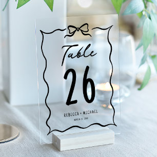 Arco dibujado a mano negro número de mesa de boda