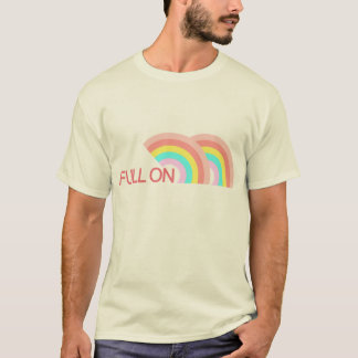 Arco iris doble por completo en la camiseta