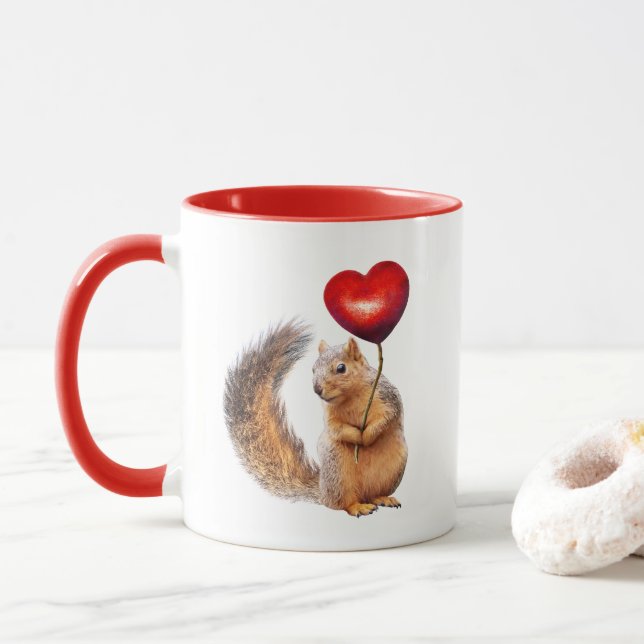 Ardilla con jarra de corazón rojo (Con donut)