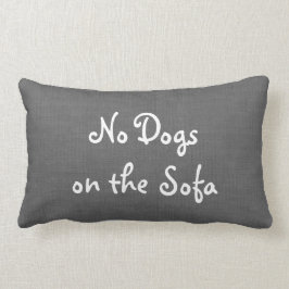 Arpillera gris ningunos perros en la almohada del