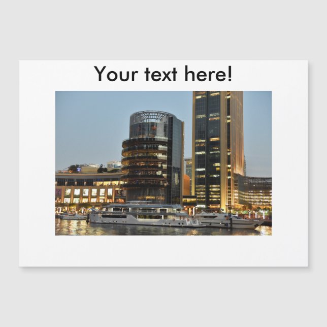 Arquitectura de Dubái de noche (Anverso)