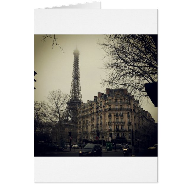 Arquitectura del edificio de la Torre Eiffel de Pa (Frente)