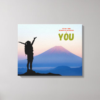Arrasando arte en la pared