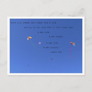 Arrojar tus sueños a la postal espacial