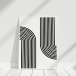 Arte abstracto moderno negro y blanco de mediados<br><div class="desc">Aumente su espacio vital con el atractivo elegante y sofisticado de este Poster de arte de resumen blanco y negro de mediados del siglo XX. Esta pieza encarna la esencia del diseño moderno de mediados de siglo, combinando el minimalismo con contrastes audaces y llamativos que sin duda captarán la atención....</div>