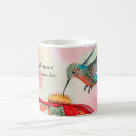 Arte de acuarela de colibrí en una taza de café