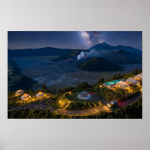 Arte de pared de lujo del volcán nocturno aéreo de