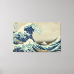 Arte japonés vintage, la gran ola de Hokusai<br><div class="desc">36 Vistas del Monte Fuji: La Gran Ola frente a la costa de Kanagawa, por Katsushika Hokusai del período Edo, c. 1830. Ilustracion náutico de arte refinado y vintage de Asia con una marea marina de enormes olas de marea estrepitosas con botes de gente y el Monte Fuji a lo...</div>
