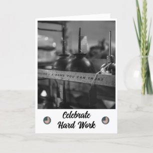 Artesanía y confianza - Tarjeta del Día del Trabaj