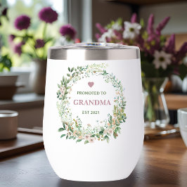 Ascendido a la abuela Este. Diseño floral 2025