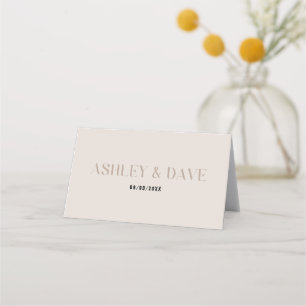 Asiento Tarjeta de plaza Boda beige negrita