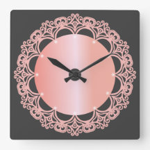 aspecto ornamental del reloj de pared, tonos roseg