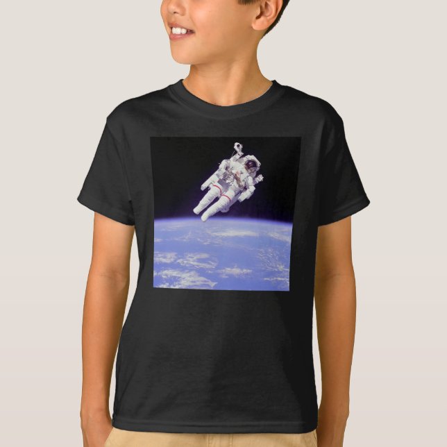 Astronauta en camiseta espacial (Anverso)