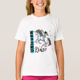 Astronauta en unicornio en este diseño de camiseta