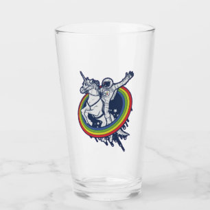 Astronauta montando un unicornio
