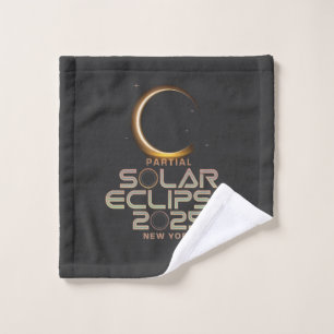 Astronomía de 2025 con eclipse solar parcial