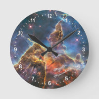Astronomía y reloj místico de montaña, Hubble / Ga