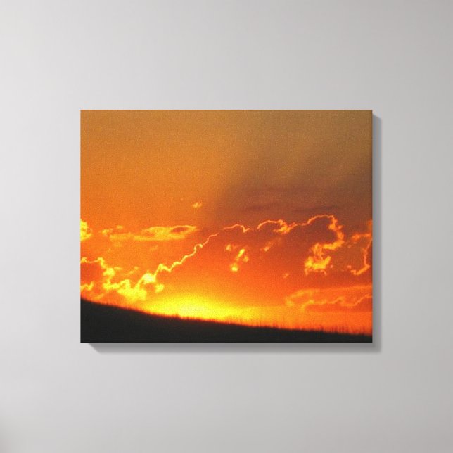 Atardecer En El Horizonte Lienzo Acondicionado (Anverso)