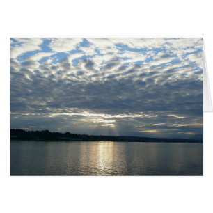 Atardecer en el paisaje marino canadiense de Colum