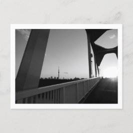 Atardecer en el puente Horikirihinan: postal de To