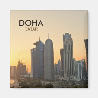Atardecer sobre Doha, imán de texto cuadrado de Qa