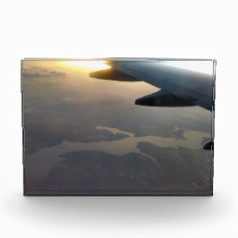 Atardecer sobre el bloque de fotos terrestre