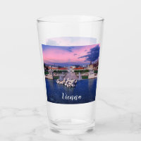 Atardecer sobre una fuente en Viena