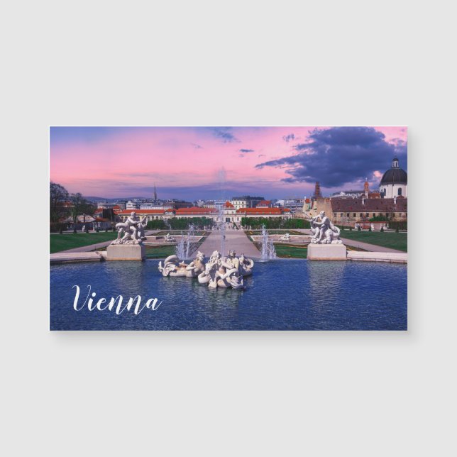 Atardecer sobre una fuente en Viena (Anverso)