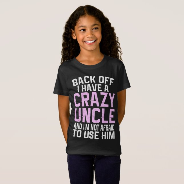 Atrás tengo una camiseta de regalo de tío loco (Anverso completo)