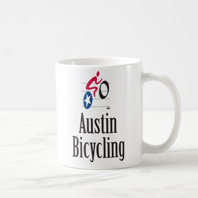 Austin que monta en bicicleta la taza (Derecha)