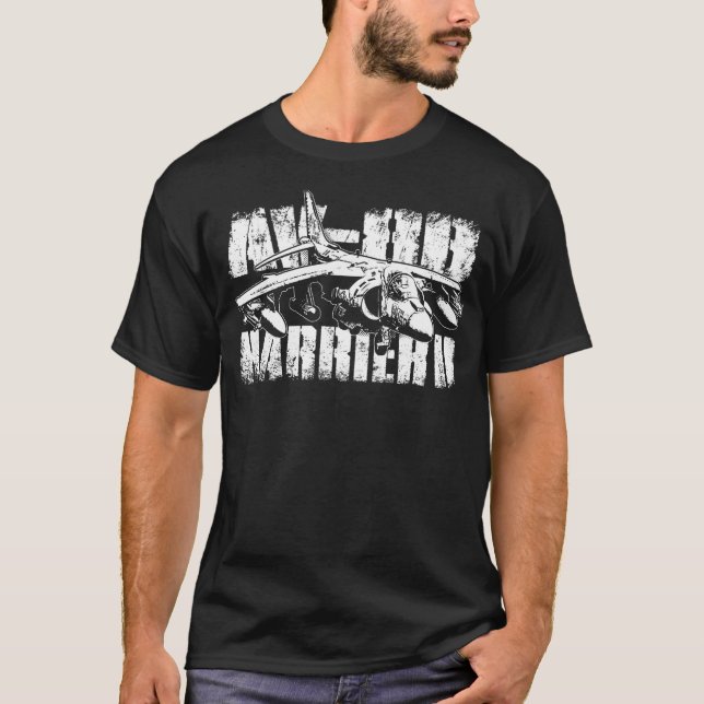 AV-8B Harrier II Camiseta básica oscura masculina (Anverso)