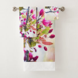 Ave azul y amarillo bonito en una foto de una sucu