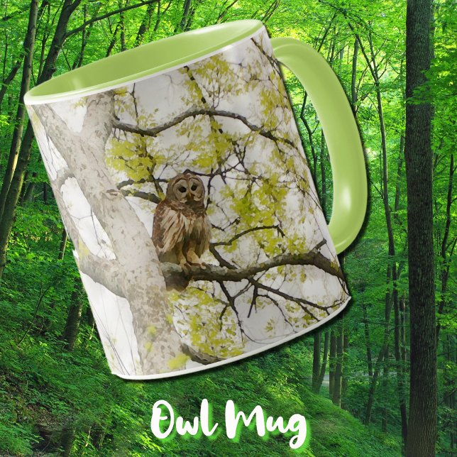 Ave búho en la Copa Mug de la Naturaleza del Árbol (A big owl in a tree, nature art on a stylish coffee mug.)