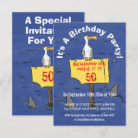 Ave marina divertida rodeada por una invitación pe