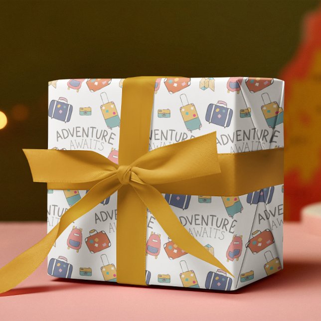 Aventura a la espera de hojas de papel de ajuste d (Celebrate a special trip with these cute, "Adventure Awaits" wrapping paper sheets! )