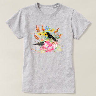 Aves estilo verano en la camiseta gris de los jard