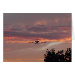 Avión Comercial Aterrizando Al Atardecer