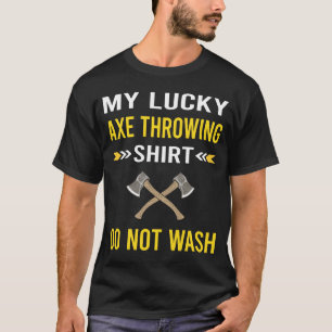 Ax. de camiseta afortunada que arroja hachas
