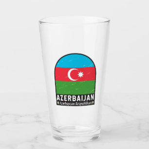 Azerbaiyán: El emblema de la bandera está mal cose