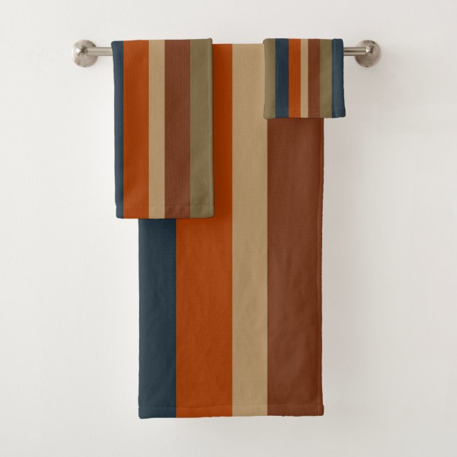 Azul, naranja, olivos y rayas de arena (In situ)