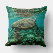Azul océano mar tortuga nadando almohada