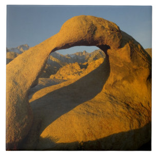 Azulejo Arco en Alabama Hills Eastern Sierras cerca de Lon