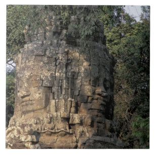 Azulejo Asia, Camboya, Siem Reap. Enormes esculturas de pi