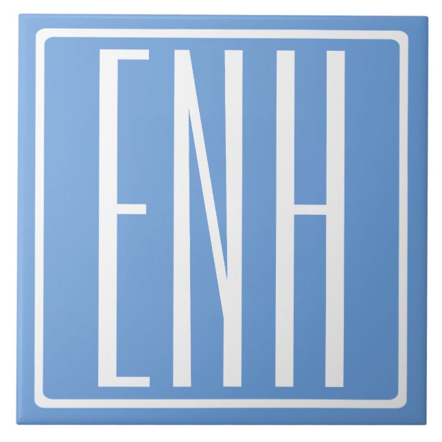 Azulejo Audaz Monograma Moderno 3 Iniciales | Azul suave (Frente)