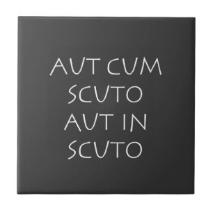 Azulejo Aut cum scuto aut en scuto