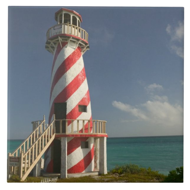 Azulejo BAHAMAS, Isla Grand Bahama, Lado Este: Ciudad (Frente)