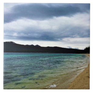 Azulejo Bahía Simax en el lago Crescent, Oregón